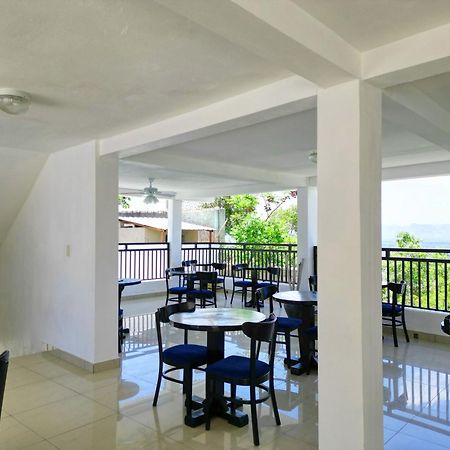 J&G Villa Hotel Cap-Haïtien Buitenkant foto