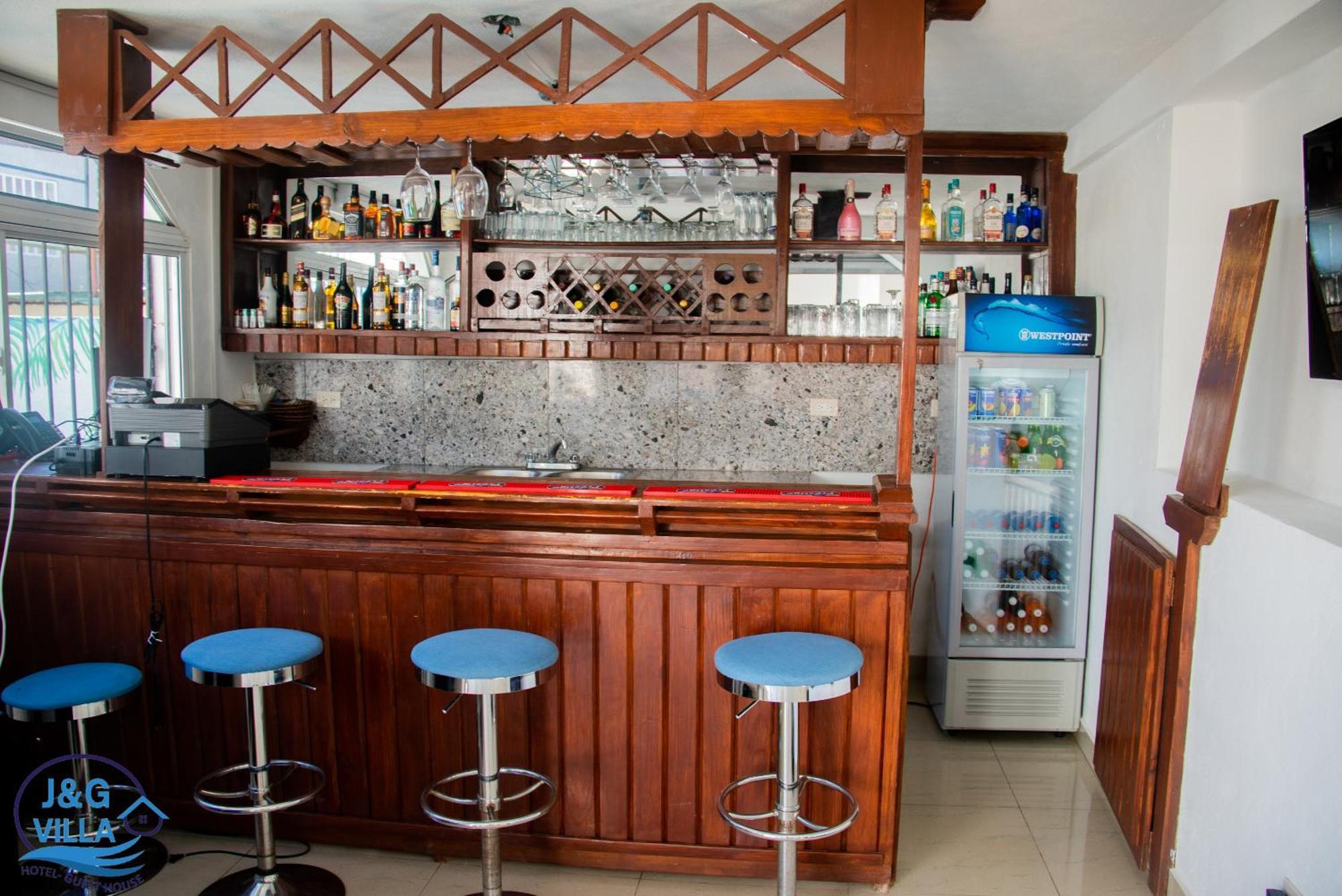 J&G Villa Hotel Cap-Haïtien Buitenkant foto